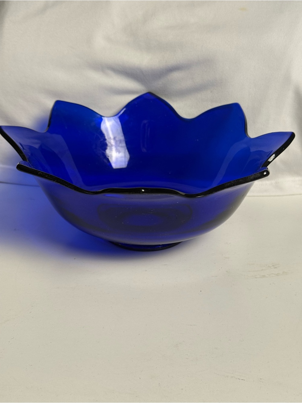 VTG Deep Cobalt Glass Decorative Bowl 9 petals Versatile decorative piece pre-LV